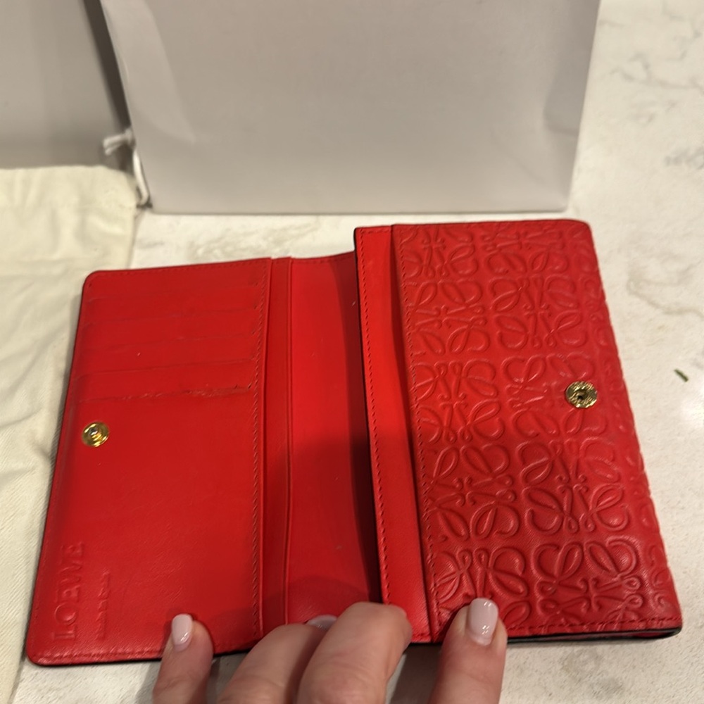 Loewe wallet. - Picture 3 of 4
